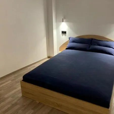 Modern Penthouse Thessaloniki Appartement Buitenkant foto